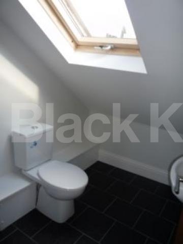 			4 Bedroom, 1 bath, 1 reception Terraced House			 Coleridge Road, CROUCH END N8